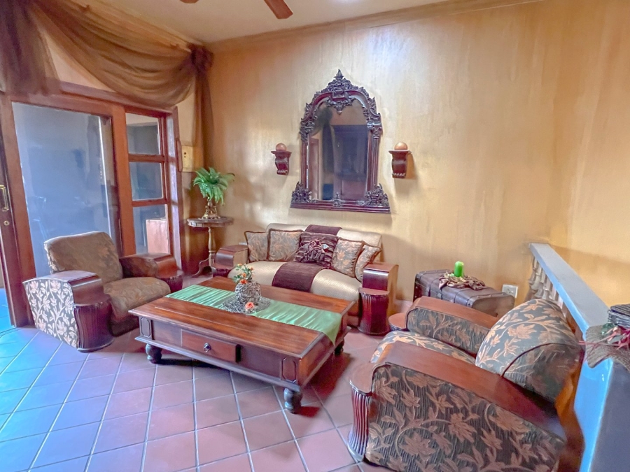 5 Bedroom Property for Sale in Maraldi Estate Free State